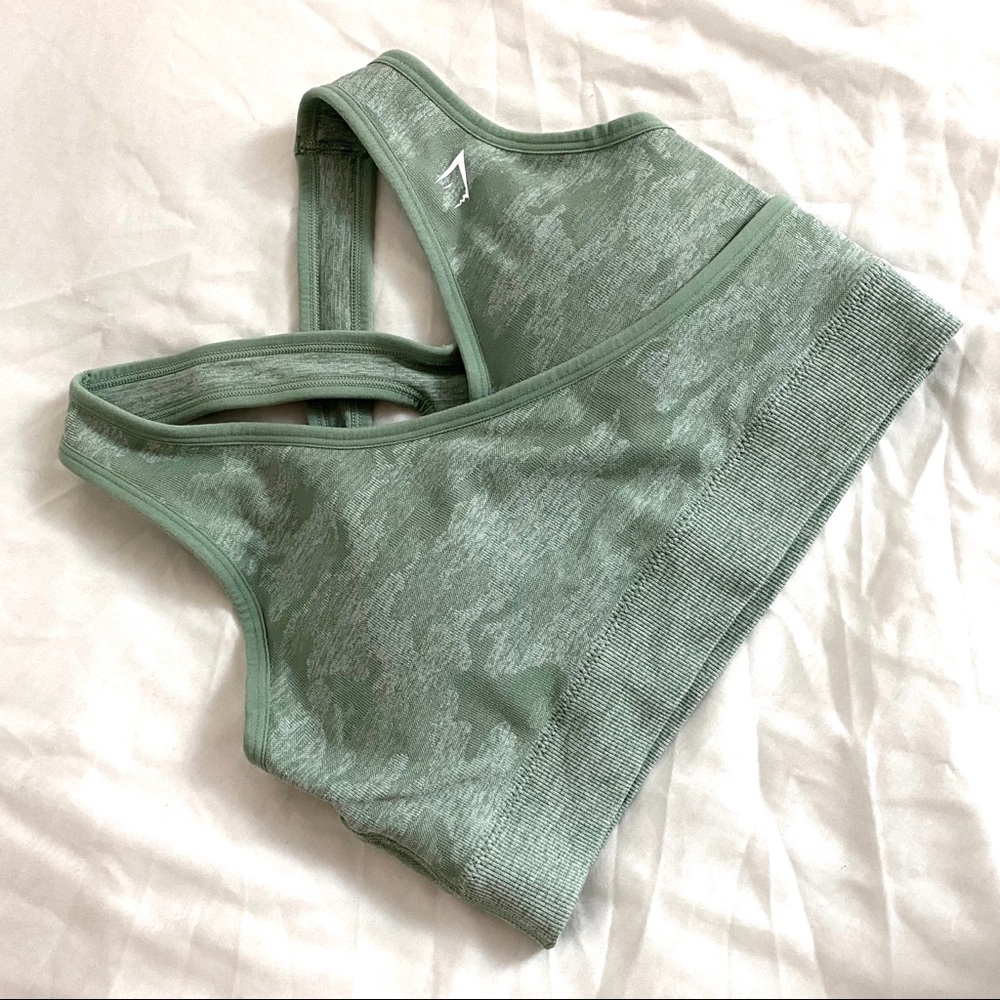 Gymshark camo sports bra